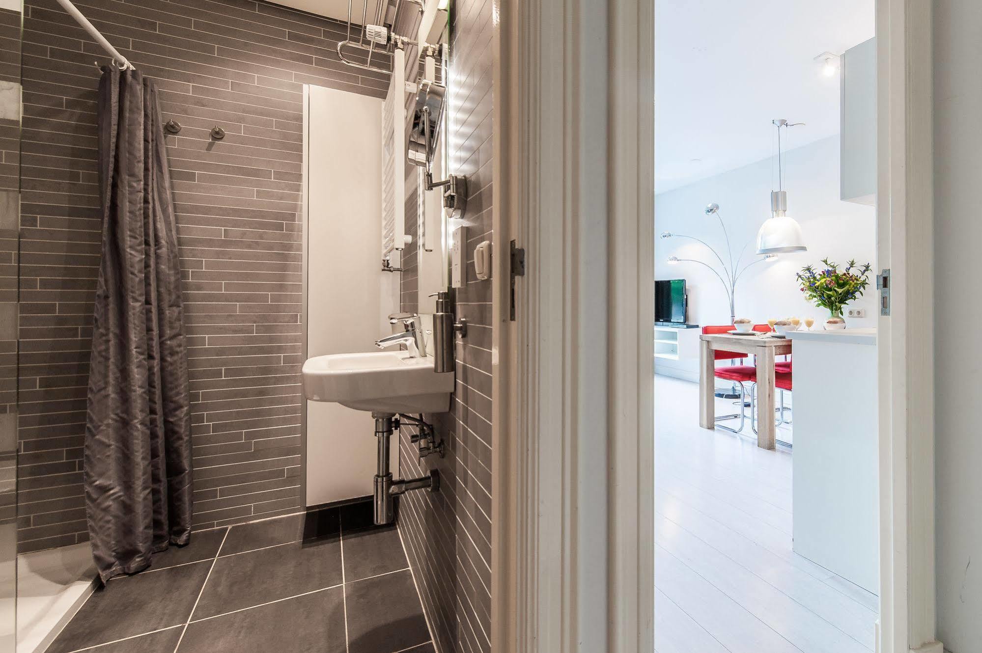 Short Stay Group Dapper Market Serviced Apartments アムステルダム エクステリア 写真
