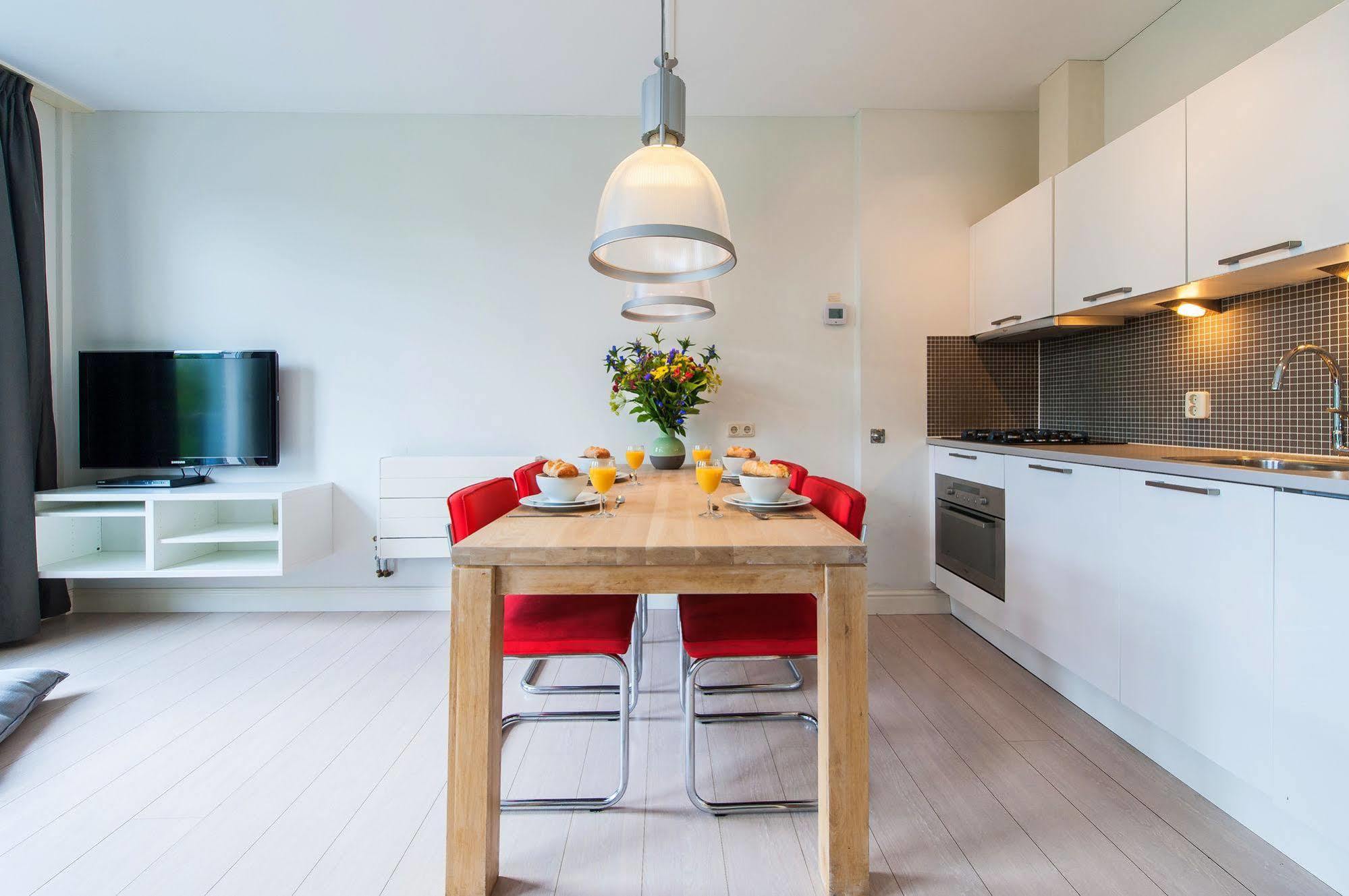 Short Stay Group Dapper Market Serviced Apartments アムステルダム エクステリア 写真